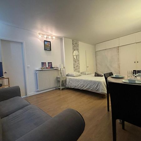 Appartement Des Champs Elysees 파리 외부 사진